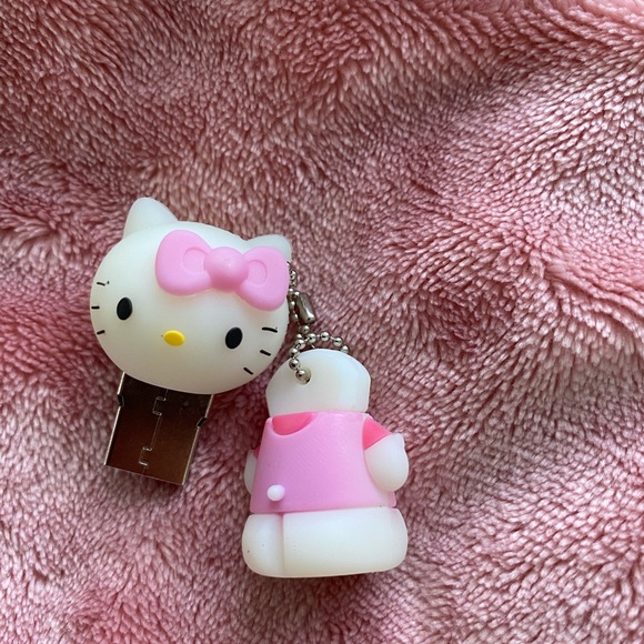 Hello Kitty USB - Picture 3 of 3